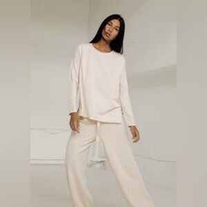 Paper Label Lounge Outfit - New!